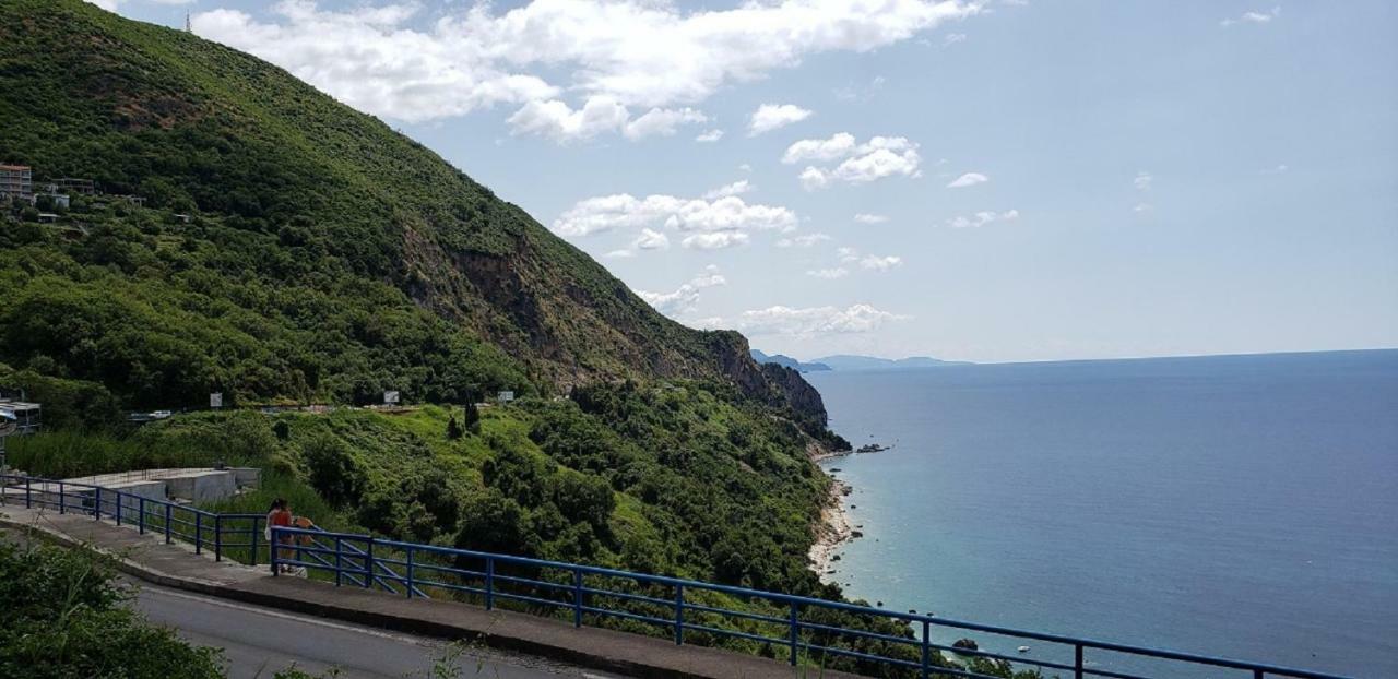 Apartmani Mia Rada Budva Eksteriør bilde